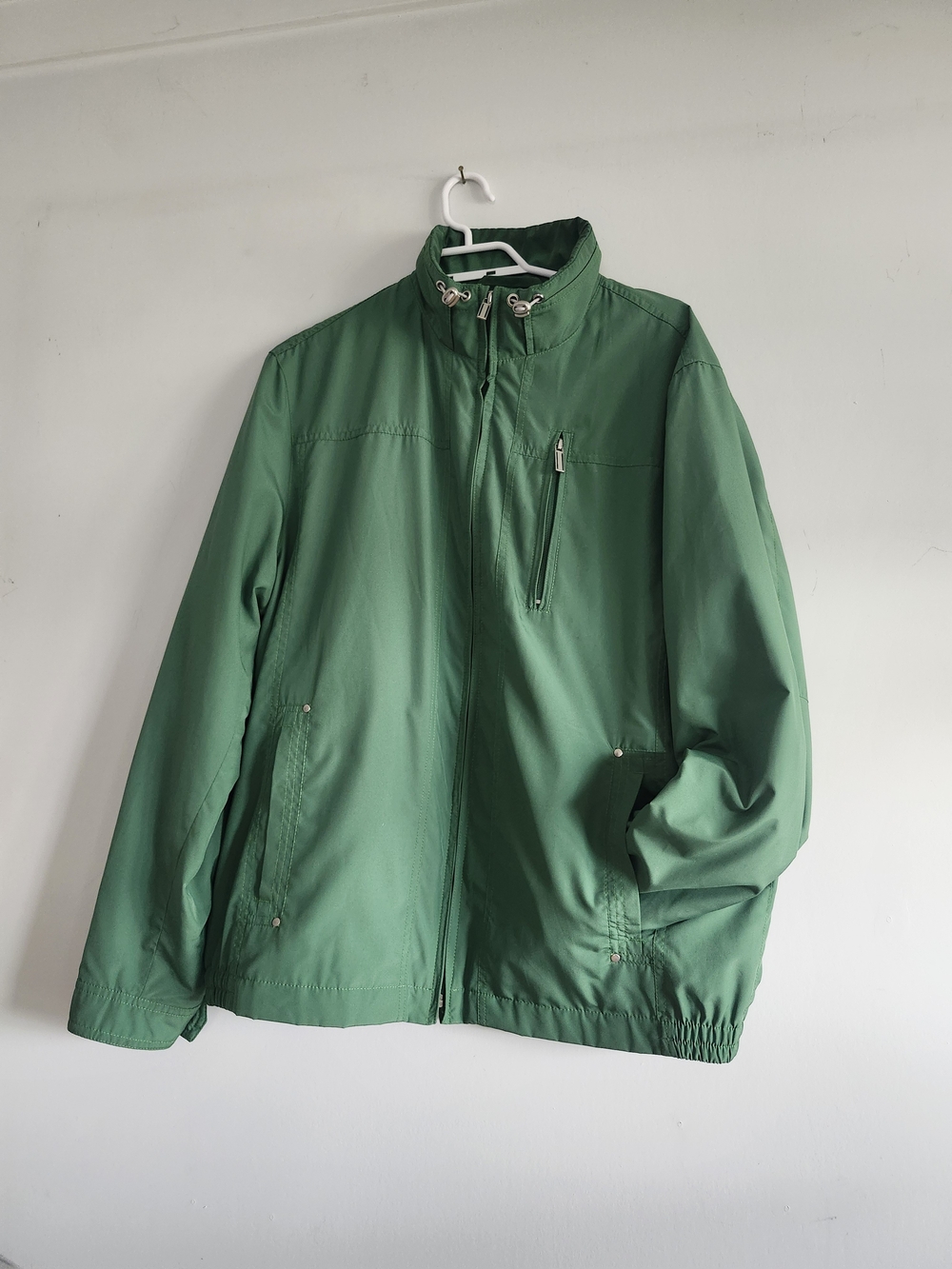 Bugatti Men's Kelly Green Lightweight Activewear Jacket | NWOT | Zip-Up 💚